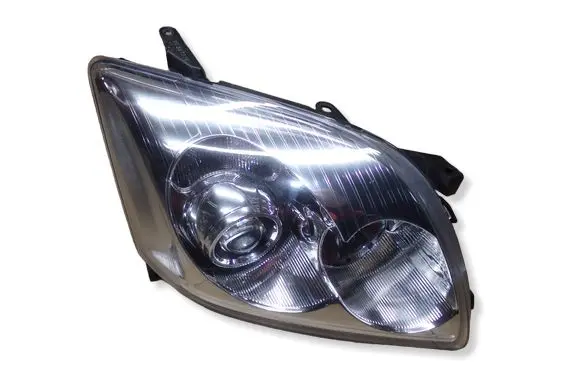 Toyota Avensis T250 Headlight/headlamp 
