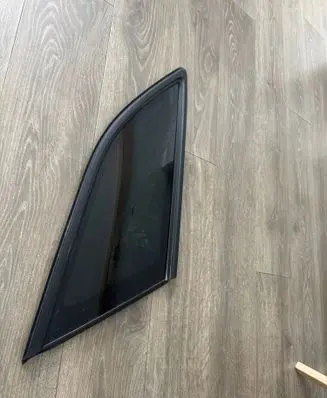 Ford Mondeo MK V Rear side window WDD