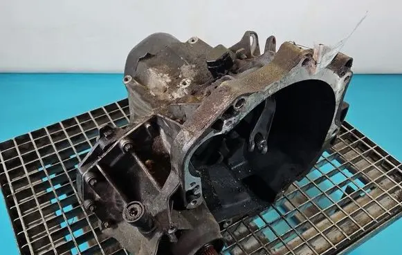 Mitsubishi Carisma Manual 5 speed gearbox JB3243 IMPRK1525714