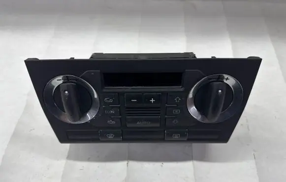 Audi A3 S3 8P Climate control unit 8P0820043B