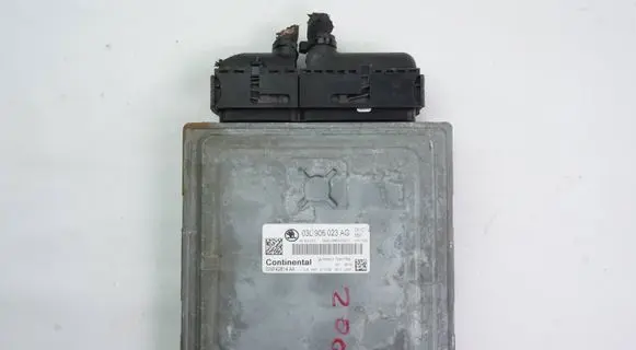 Skoda Octavia Mk2 (1Z) Engine control unit/module 03L906023AG 5WP42814AA
