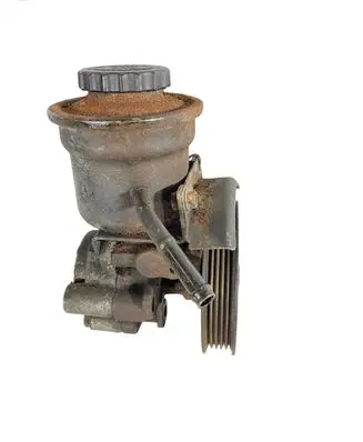Toyota Avensis Verso Power steering pump