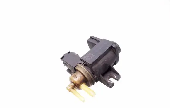 Audi A4 S4 B8 8K Turbo solenoid valve 8K0906627