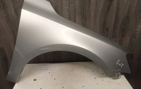 Volkswagen Jetta VI Fender