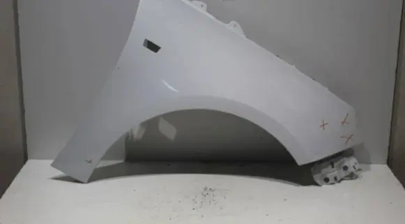Opel Adam Fender
