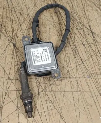 Mercedes-Benz Sprinter W906 Lambda probe sensor A0009050008