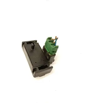 Renault Megane I Air pressure sensor 8767234