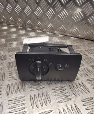 Ford Mondeo Mk III Light switch 1S7T13A024BB