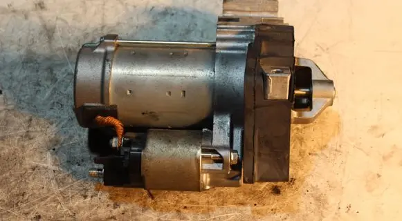 BMW 5 F10 F11 Starter motor 4380000492 857084604