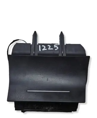 Skoda Octavia Mk2 (1Z) Car ashtray 1Z1857962B 1Z1883077A