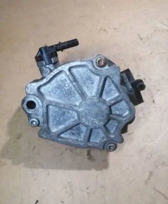 Peugeot 3008 I Vacuum pump 1C10706X