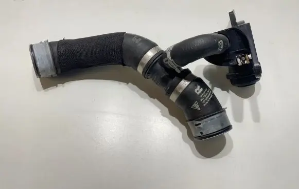 Porsche 911 991 Engine coolant pipe/hose 9P1121313