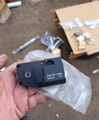Mitsubishi L200 A/C air flow flap actuator/motor 7801A752