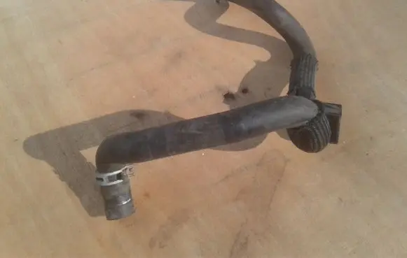 Nissan Qashqai Engine coolant pipe/hose