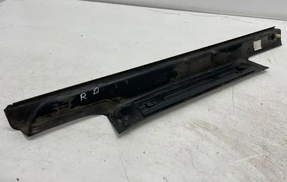 Mercedes-Benz R W251 Other interior part A2516800235