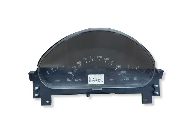 Mercedes-Benz A W168 Speedometer (instrument cluster) A1685403911