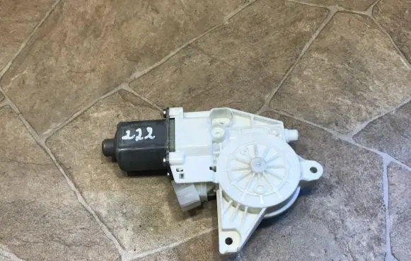 Mercedes-Benz S C217 Rear door window regulator motor A2229060501