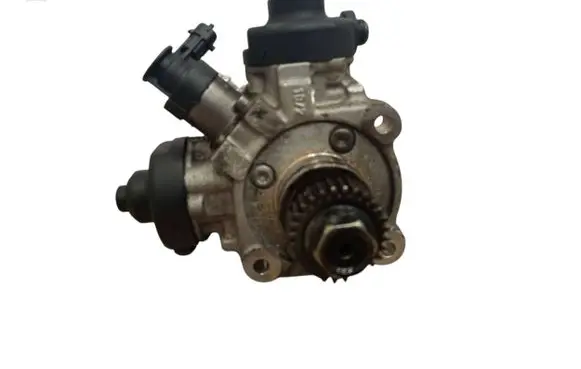 Jeep Grand Cherokee Fuel injection high pressure pump 0445010696