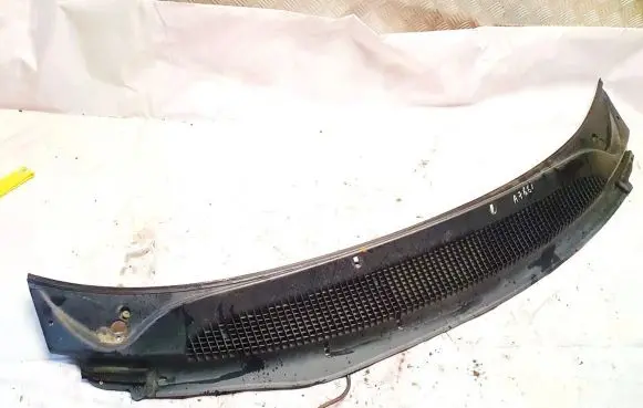 Chrysler Grand Voyager IV Wiper trim 04717553ad