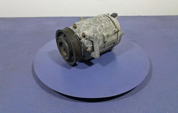 Volkswagen Golf IV Air conditioning (A/C) compressor (pump) 1K0820803N