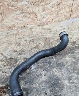 Mercedes-Benz E W211 Engine coolant pipe/hose A2115010982