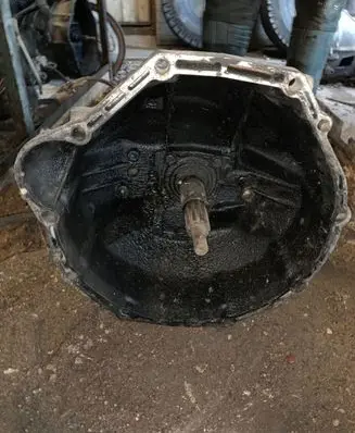 Mercedes-Benz E W123 Manual 4 speed gearbox 1232601201 716210
