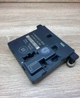 Mercedes-Benz CLS C219 Door control unit/module 2198200226