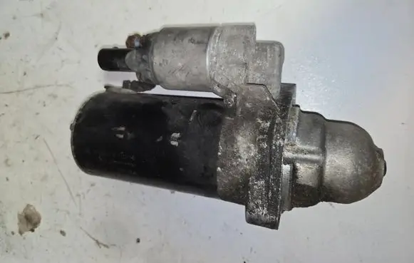 Audi A6 S6 C6 4F Starter motor 0001109258