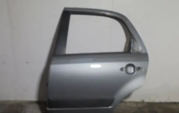 Suzuki SX4 Rear door 