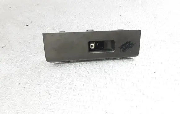 Nissan Pathfinder R51 Electric window control switch 25411EA003