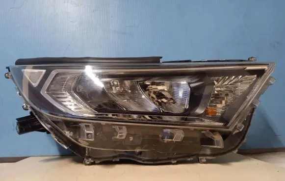 Toyota RAV 4 (XA50) Headlight/headlamp
