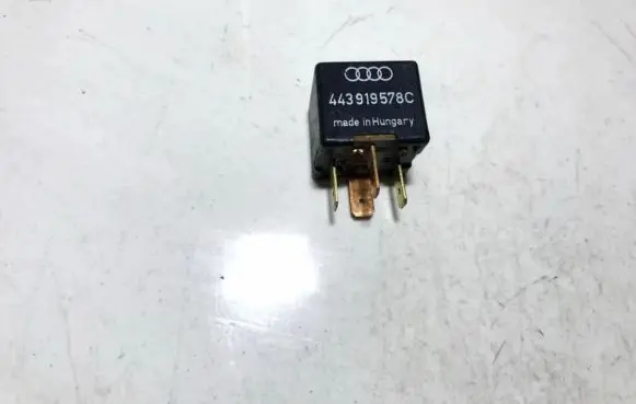 Audi A4 S4 B5 8D Other relay 443919578c 899519