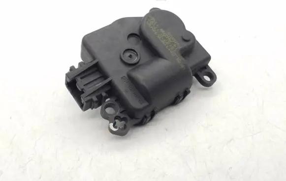 Ford Escape Air flap motor/actuator 8L8H19E616AA
