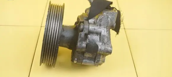 Audi A5 8T 8F Power steering pump 8K0145154G CAH