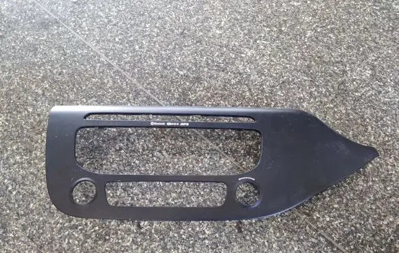 KIA Ceed Radio/GPS head unit trim 84740A2000