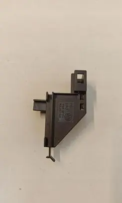 Volkswagen Eos Breather heating element 1K0947561