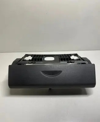 Radio/GPS head unit trim