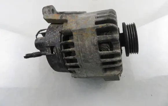 Fiat Punto (176) Generator/alternator