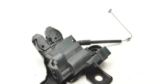 Ford Fusion II Tailgate lock latch DS73F43282AE