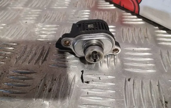 Audi Q5 SQ5 Turbo solenoid valve 059906048D 10860903 2501162328382