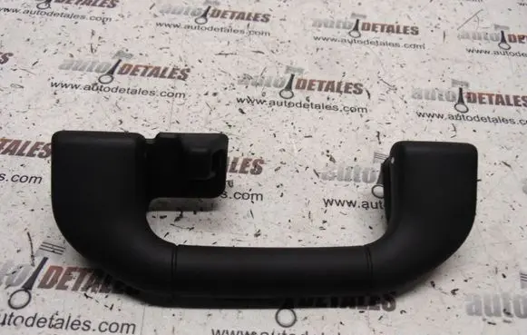 Mercedes-Benz E W212 Rear interior roof grab handle A2048100151