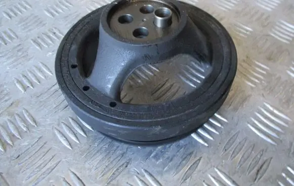 Mercedes-Benz Vito Viano W639 Crankshaft pulley