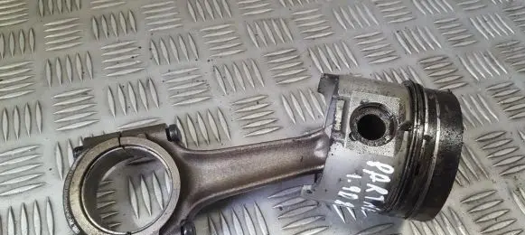 Peugeot Partner Piston with connecting rod