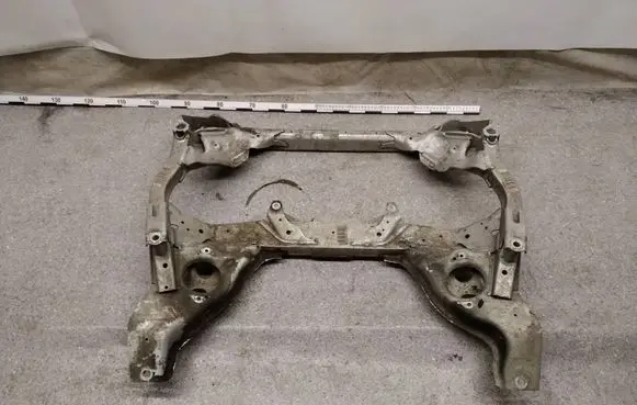 BMW X1 E84 Front subframe 512020904 521972018 5041718587