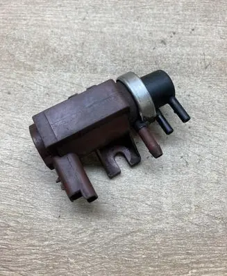 Mazda 5 Vacuum valve 9652570180