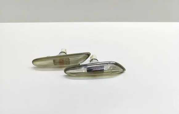 BMW 5 E60 E61 Front fender indicator light 7165741 71657413 177999