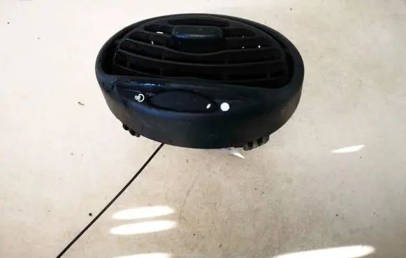 Ford Focus Dash center air vent grill 98ab19893akw