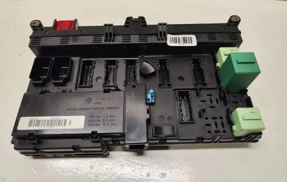 BMW X5 E53 Fuse module 8380407 518757109 16012002