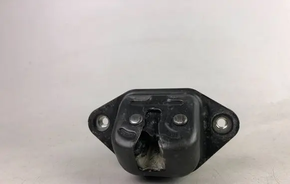 Subaru Forester SH Tailgate/trunk/boot lock/catch/latch