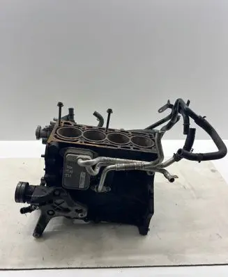 Volkswagen PASSAT B7 Engine block 